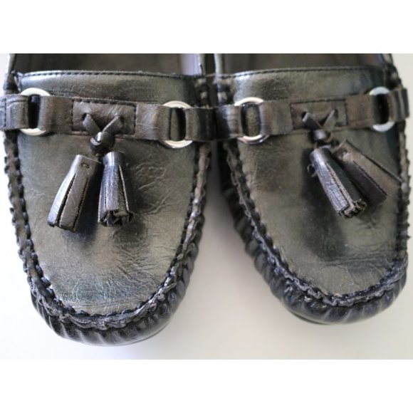 Life Stride ‘TRANSIT’ Faux Leather Tassel Loafers - Picture 3 of 14